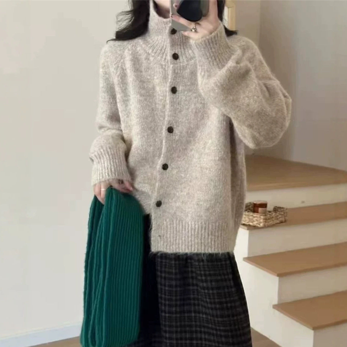 High neck single breasted sweater